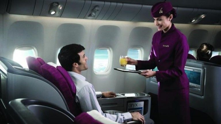 Qatar Airways recruteaza insotitori de bord la Iasi