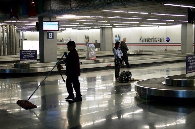 Autoritatile americane, nevoite sa proceseze, pe aeroport, un colet cu 18 capete umane