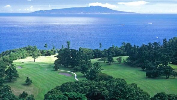 Cele mai interesante terenuri de golf din lume (GALERIE FOTO)