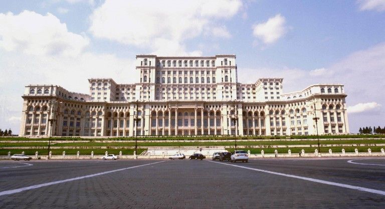 Casa Poporului, in topul celor mai frumoase cladiri din lume