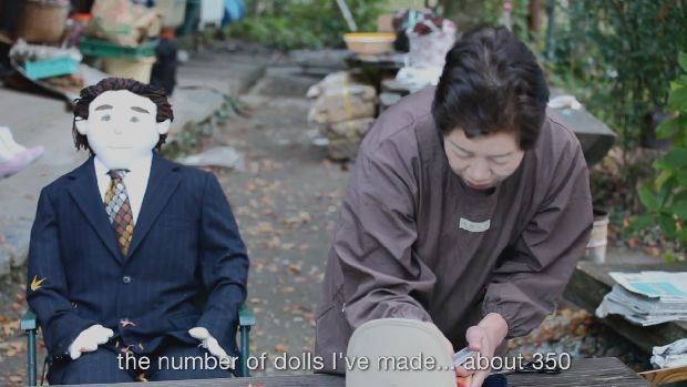 Satul japonez unde sunt mai multe papusi decat oameni