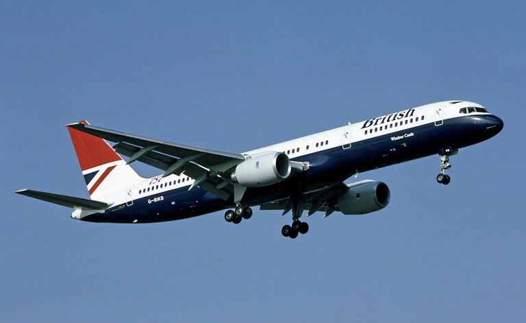 Solutie inedita pentru a prinde avionul: declansezi alarma de incendiu
