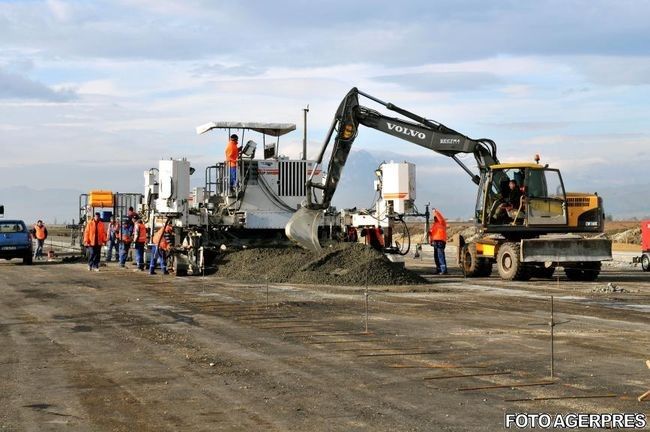 Pista Aeroportului Brasov este aproape gata