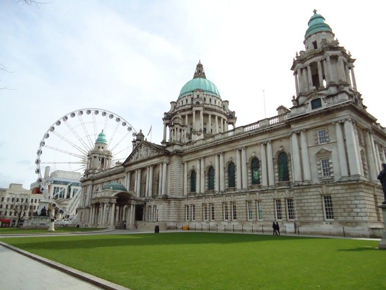 Descoperiti capitala Irlandei de Nord - Belfast!