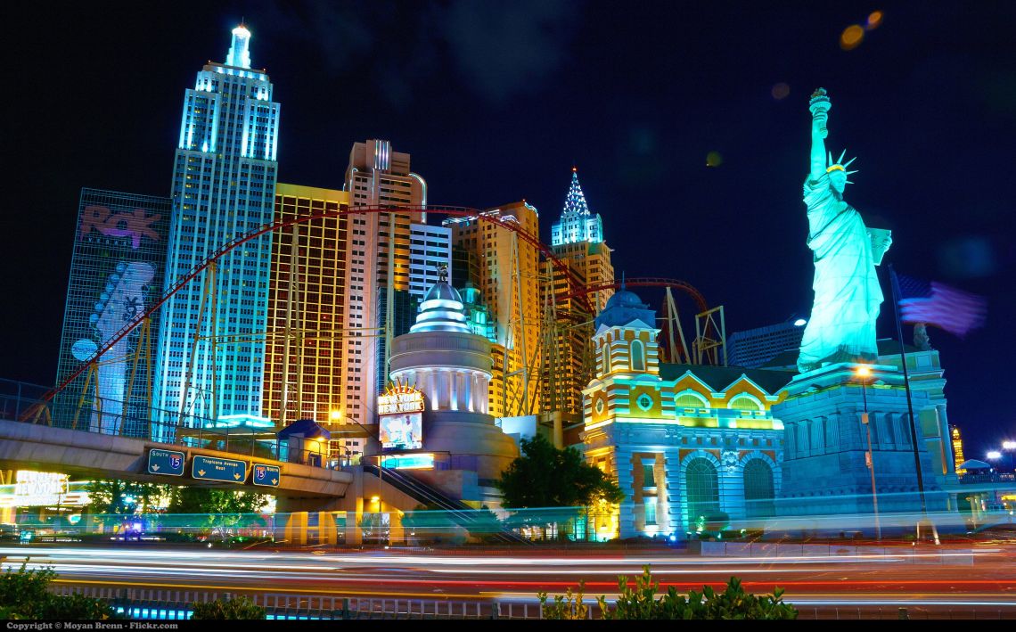 Arabia Saudita isi face un oras de distractii cat Las Vegas-ul