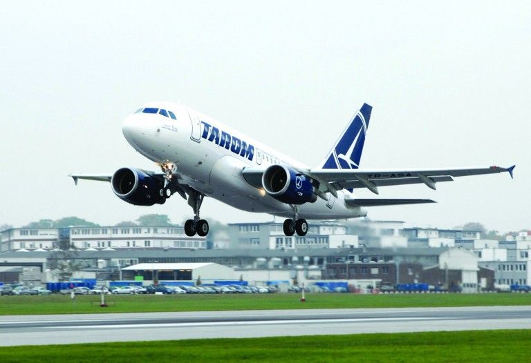 Tarom recomanda pasagerilor sa vina la aeroport cu cel putin doua ore inaintea plecarii