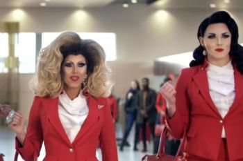 O companie aeriana lanseaza o cursa cu piloti si echipaj exclusiv LGBT
