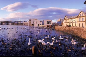 Orasul de langa cercul polar - Reykjavik!