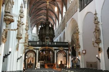 Ce ar putea fi mai romantic decat o zi petrecuta in minunatul oras belgian Bruges, denumit si Venetia Nordului ? - foto 3