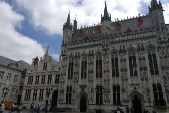 Ce ar putea fi mai romantic decat o zi petrecuta in minunatul oras belgian Bruges, denumit si Venetia Nordului ? - foto 5