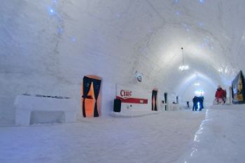 Constructia inedita din inima Muntilor Fagaras: Hotelul de gheata de la Balea Lac - foto 3