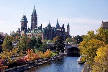 Ottawa, orasul parcurilor imense - foto 2