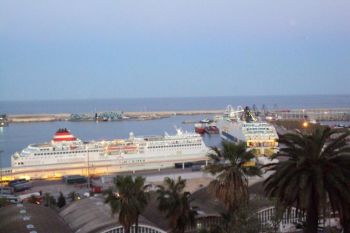 Barcelona, orasul de vis al spaniolilor - foto 3