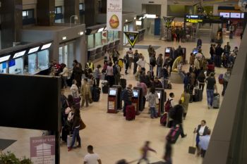 TAROM ofera 2 kg bonus la bagajul de cala
