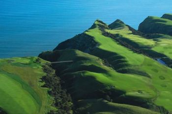 Cele mai interesante terenuri de golf din lume (GALERIE FOTO) - foto 2