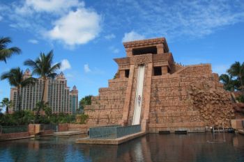 O experienta unica si terifianta: parcul de distractii din Bahamas