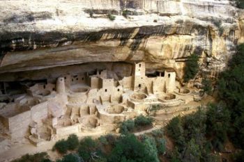 Cele mai frumoase locuri construite in stanci, din toata lumea - foto 6