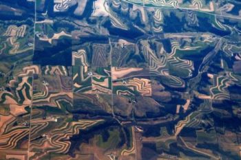 Lumea vazuta din cer. Locuri superbe, pozate prin geamul avionului (FOTO) - foto 7