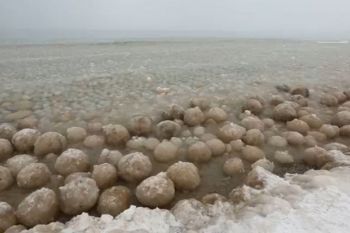 Fenomen ciudat la marginea Lacului Michigan (VIDEO)