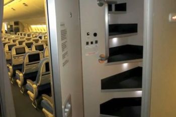 Partea necunoscuta a unui avion (FOTO) - foto 2