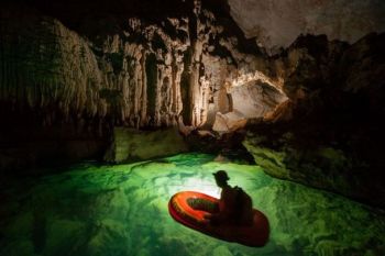 O retea spectaculoasa de pesteri descoperita in China va fi transformata in obiectiv turistic (FOTO)