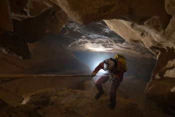 O retea spectaculoasa de pesteri descoperita in China va fi transformata in obiectiv turistic (FOTO) - foto 7