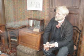 Barlogul inginerului Gustave Eiffel: cum arata apartamentul din varful Turnului Eiffel (FOTO) - foto 2