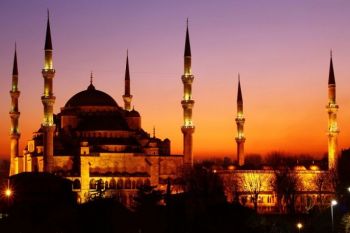 TAROM a introdus cursa directa Iasi - Istanbul