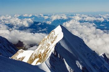Destinatii de calatorie care pun la incercare curajul si puterea fizica
